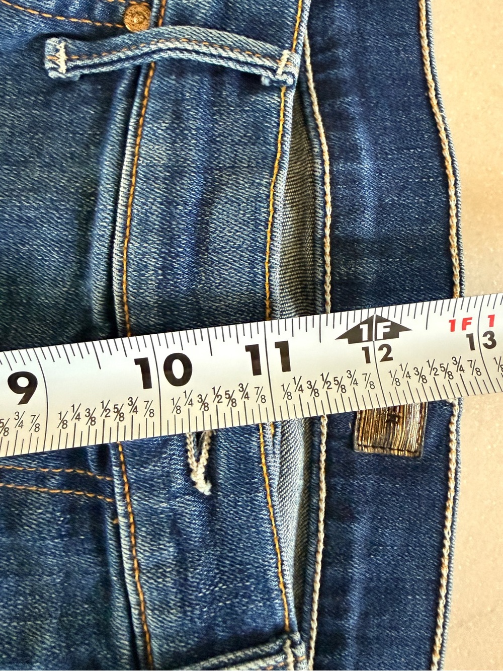 MOTHER The Insider Crop Step Fray Jeans Not Rough Enough Size 32 Like New - Picture 14 of 16